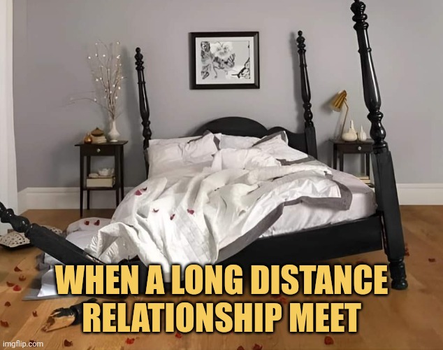 PicturePunches: Meme: When Long Distance Relationship Meet